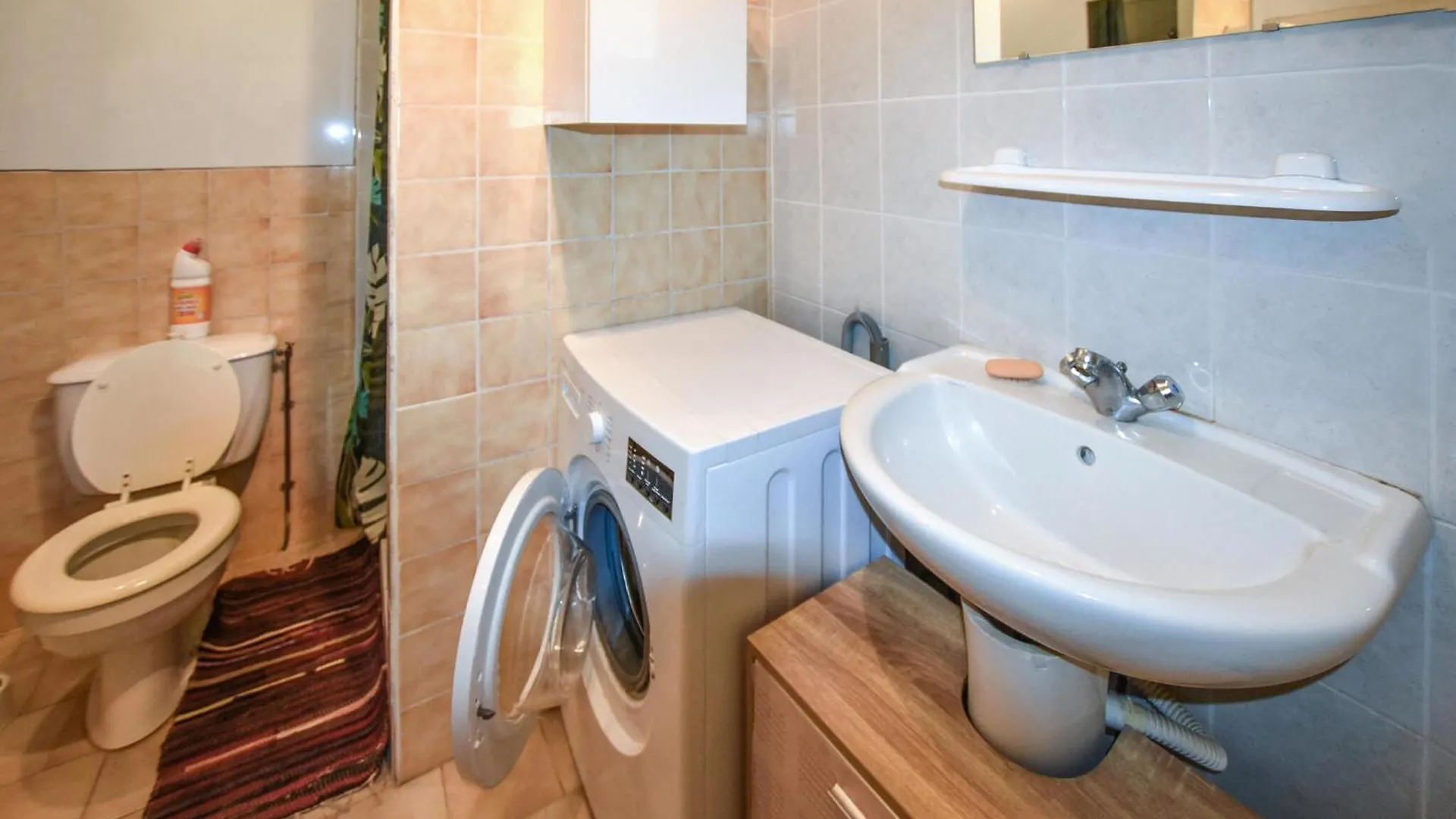 Holiday home 4 Bedroom Nice Home In Vaison-La-Romaine
