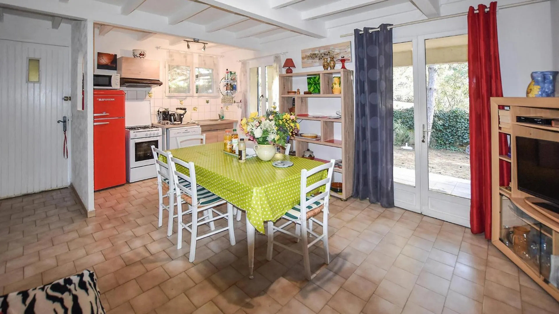 4 Bedroom Nice Home In Vaison-La-Romaine France